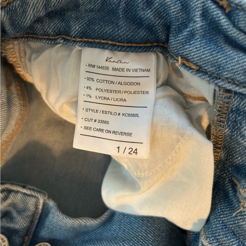 Jeans - Picture 2 of 4